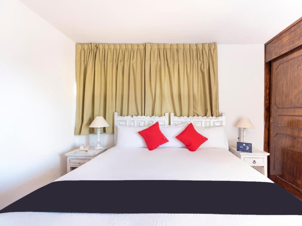 Suites Internacional Zapopan Eksteriør billede