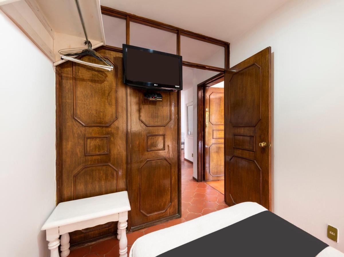 Suites Internacional Zapopan Eksteriør billede