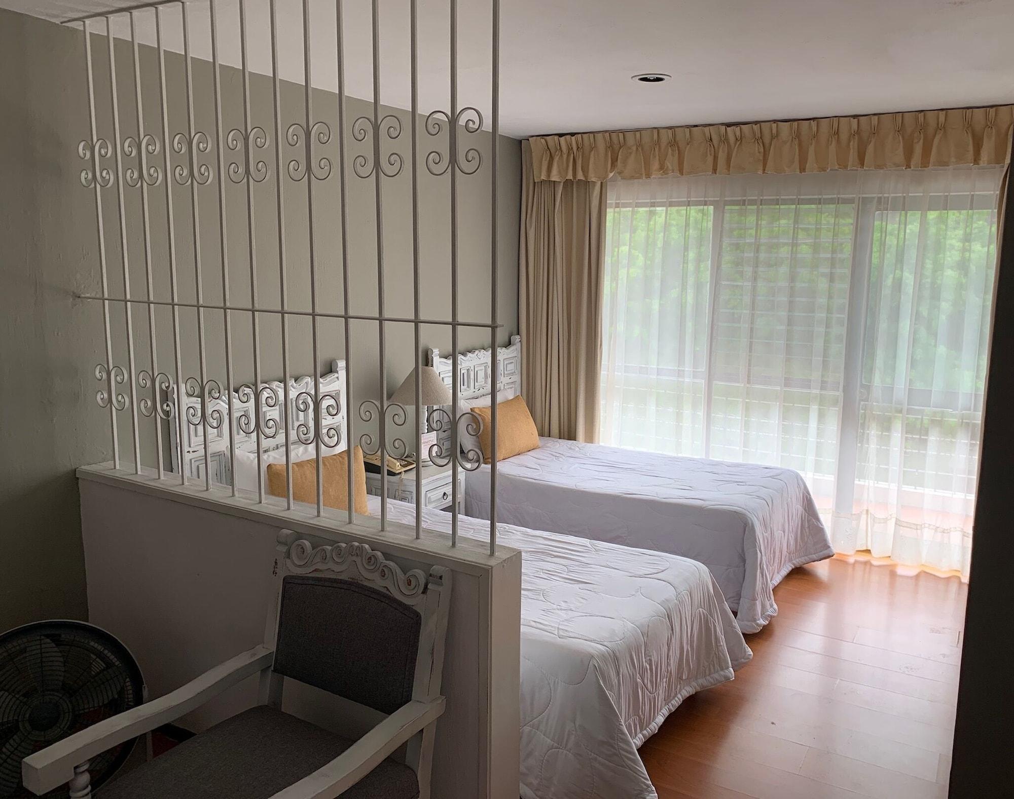 Suites Internacional Zapopan Eksteriør billede