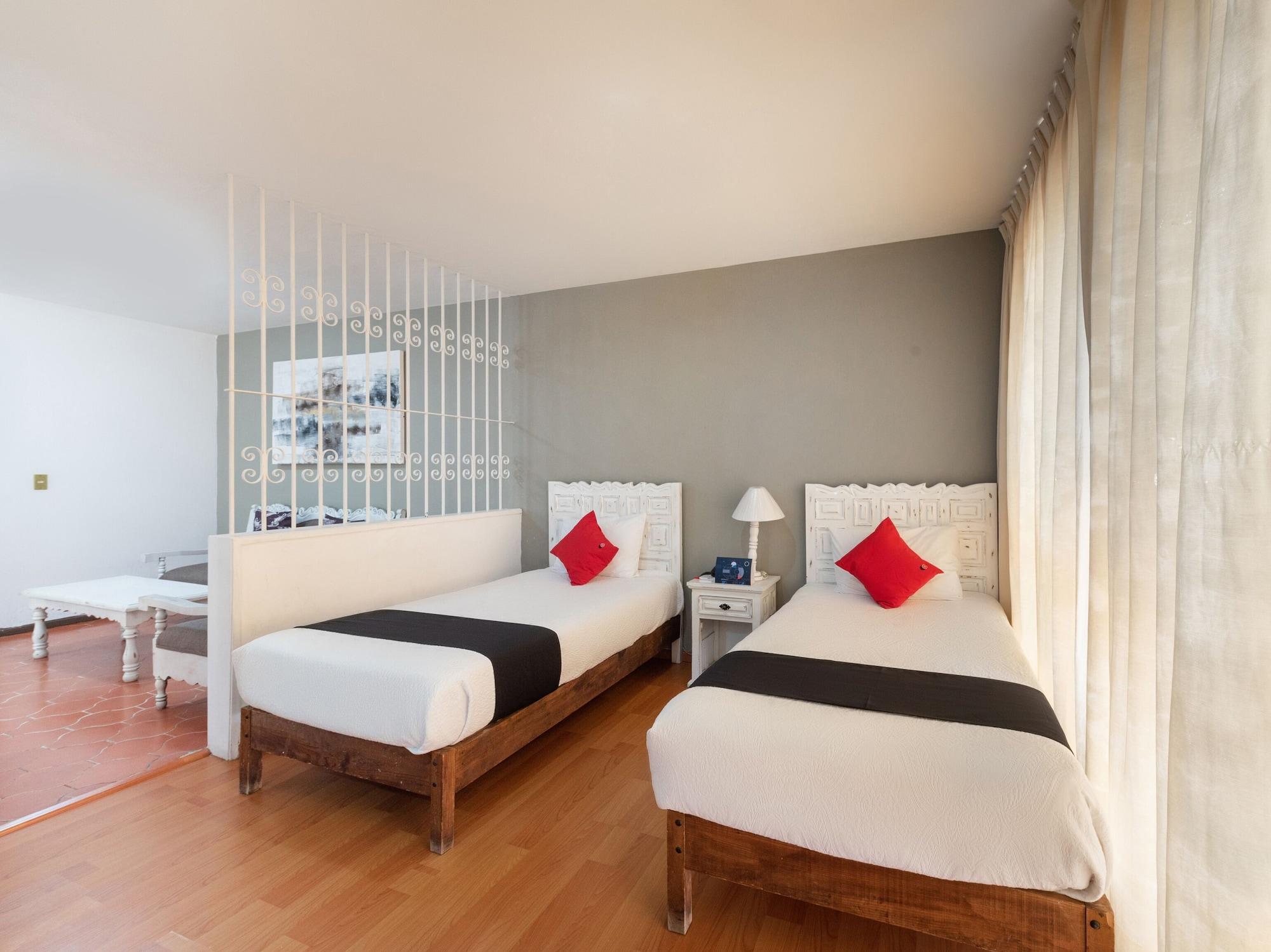 Suites Internacional Zapopan Eksteriør billede