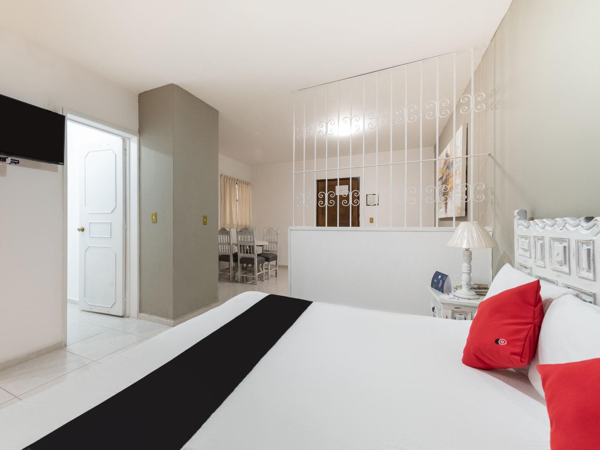 Suites Internacional Zapopan Eksteriør billede