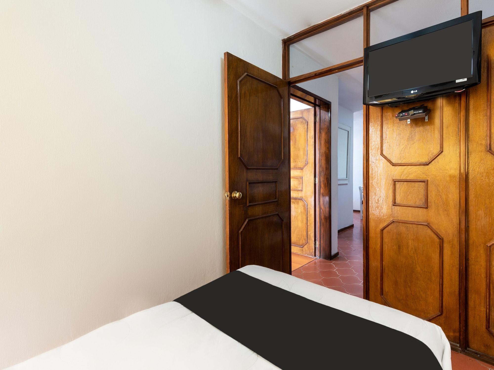 Suites Internacional Zapopan Eksteriør billede
