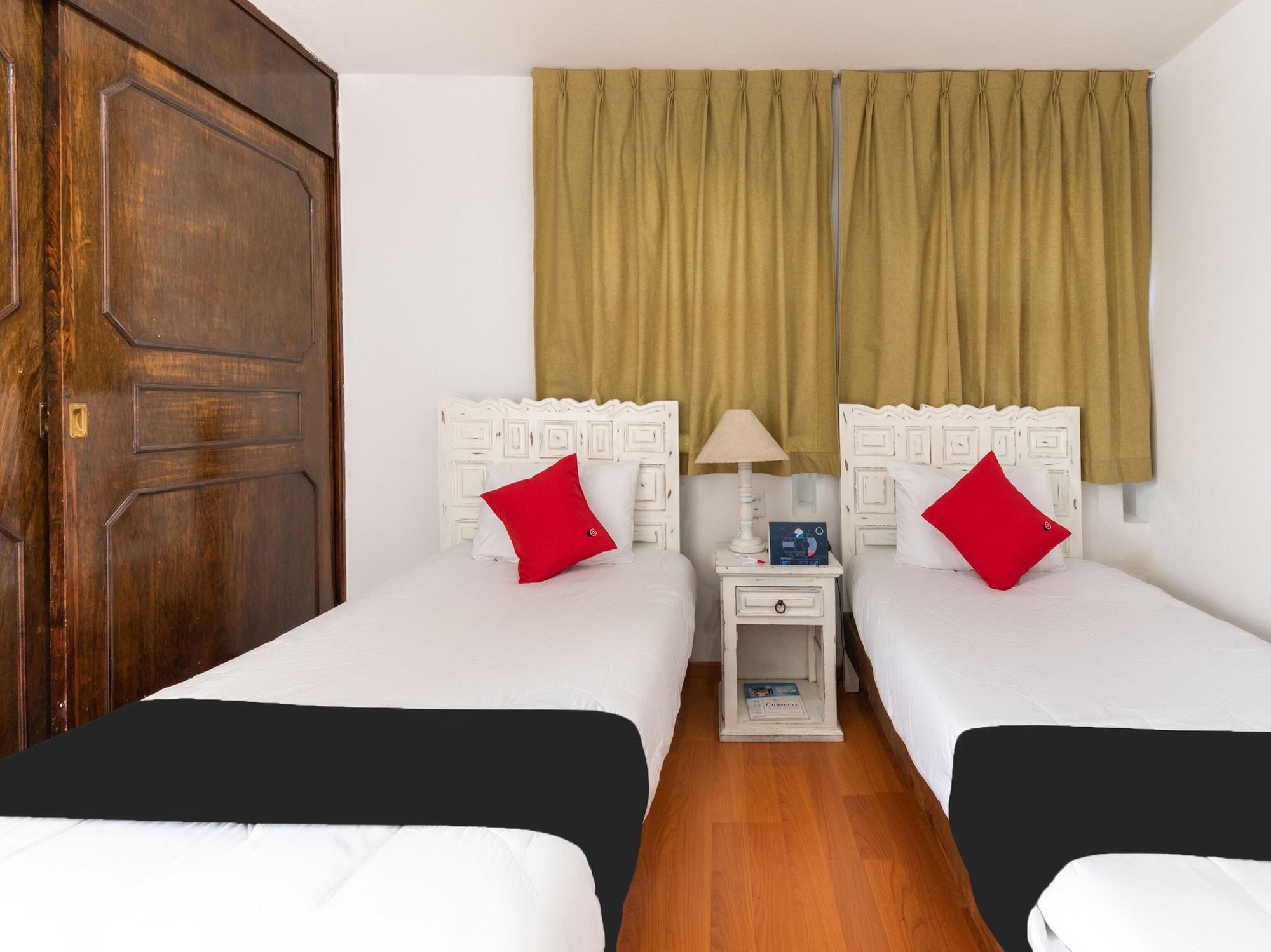Suites Internacional Zapopan Eksteriør billede